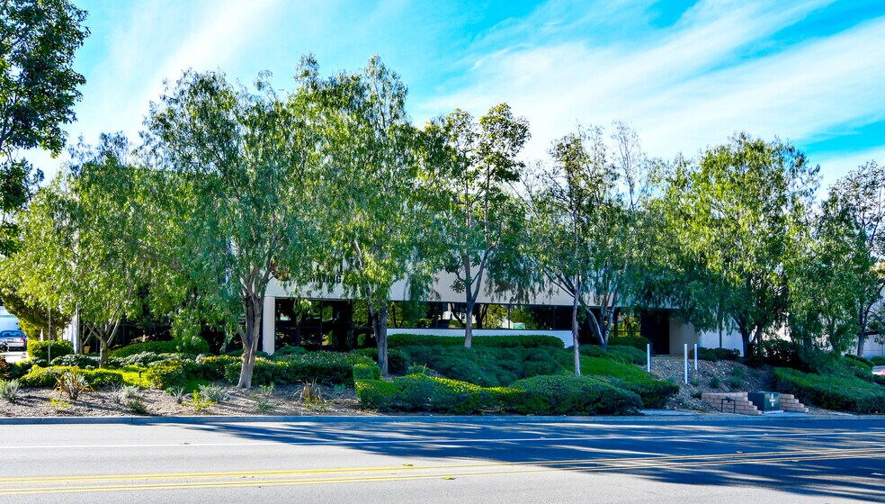 More Photos Of 12170 Tech Center Dr, Poway Manufacturing For Lease