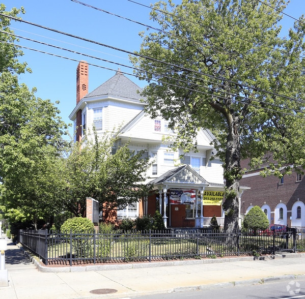 Primary Photo Of 944 Fairfield Ave, Bridgeport Loft Creative Space For Lease