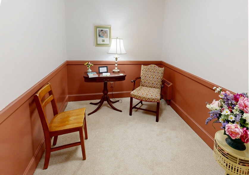 More Photos Of 235 Scarborough St, Hartford Land For Sale