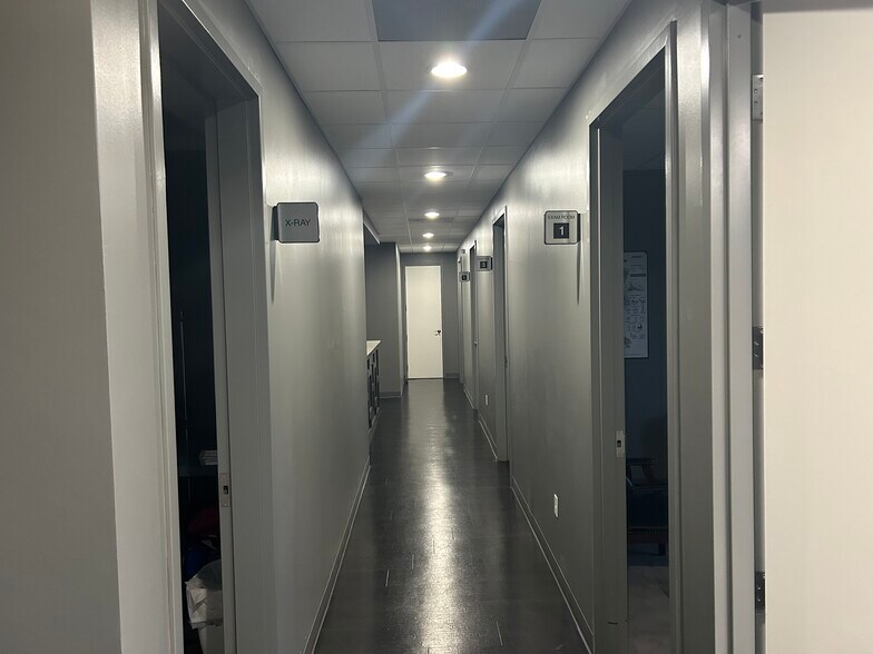 More Photos Of 5700 North Park Dr, Watauga Medical For Lease