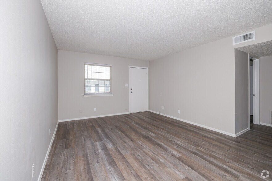 More Photos Of 1713 S Memorial Dr, Tulsa Apartments For Sale