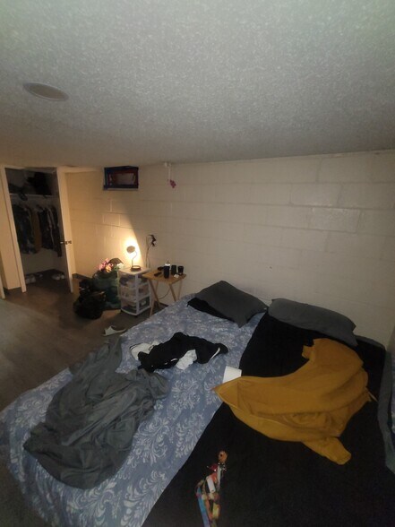 More Photos Of 1458 W 32nd St, Indianapolis Apartments For Sale