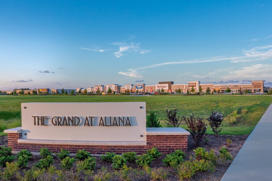 More Photos Of NEC W Grand Pky S & W Airport Blvd, Richmond Unknown For Lease