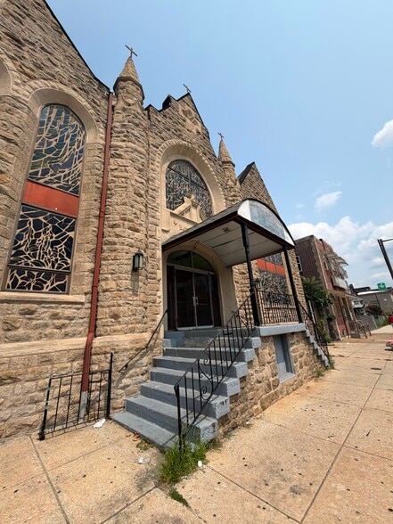 More Photos Of 1127 W Lehigh Ave, Philadelphia Religious Facility For Sale