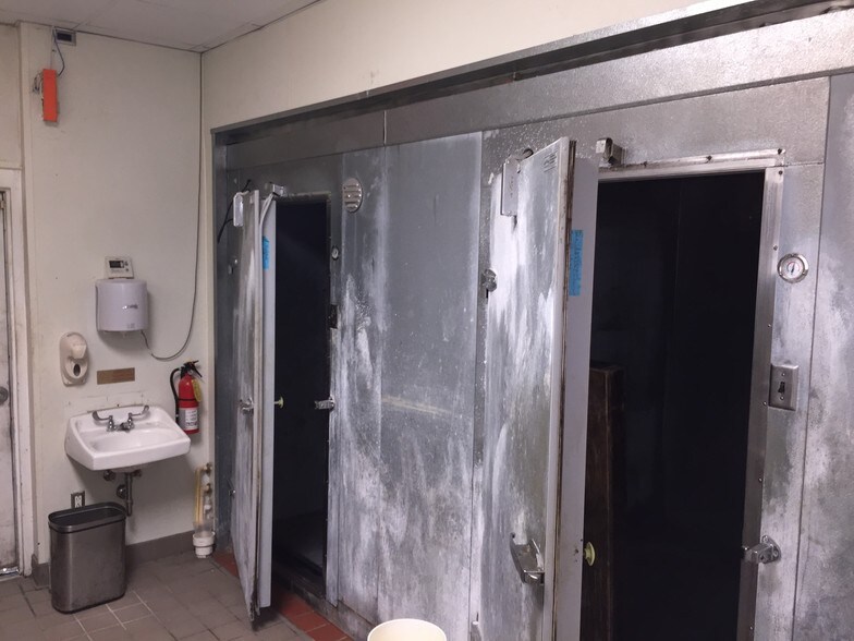 More Photos Of 3707-3733 Gulf Breeze Pky, Gulf Breeze Freestanding For Lease