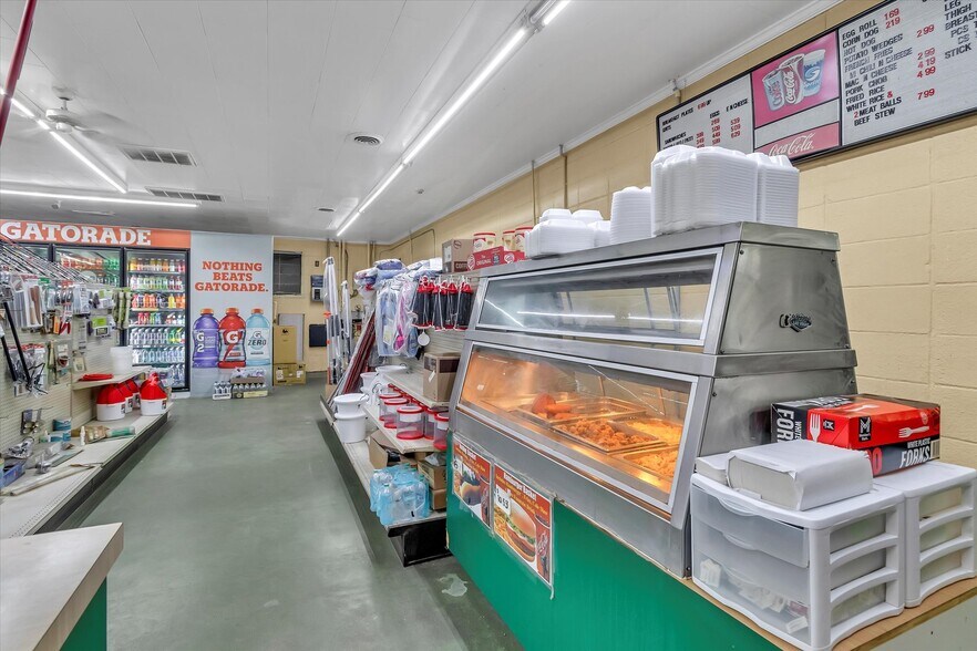 More Photos Of 9710 SC 260, Manning General Retail For Sale