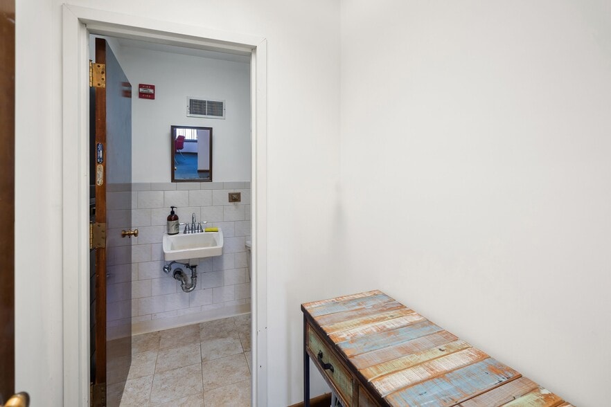 More Photos Of 1167 Rt 22 E, Mountainside Light Distribution For Sale