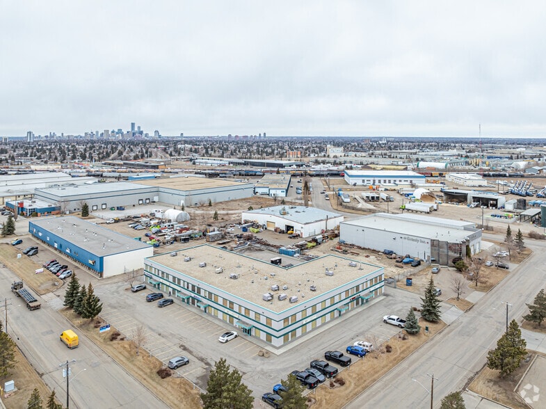 More Photos Of 8216 43 St NW, Edmonton Light Distribution For Lease