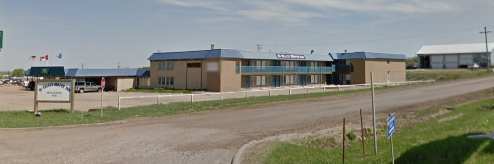 More Photos Of 4001 Highway St, Valleyview Hotel For Sale