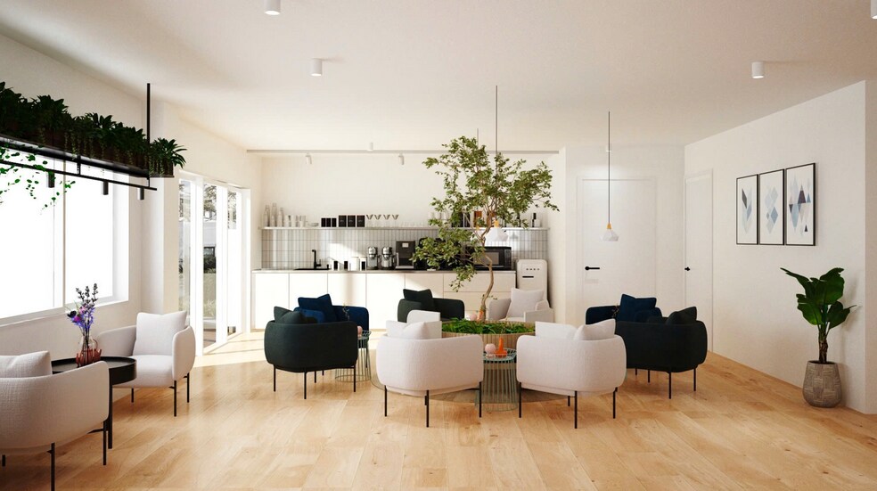 More Photos Of 2139 North St, Anderson Storefront Retail Office For Lease