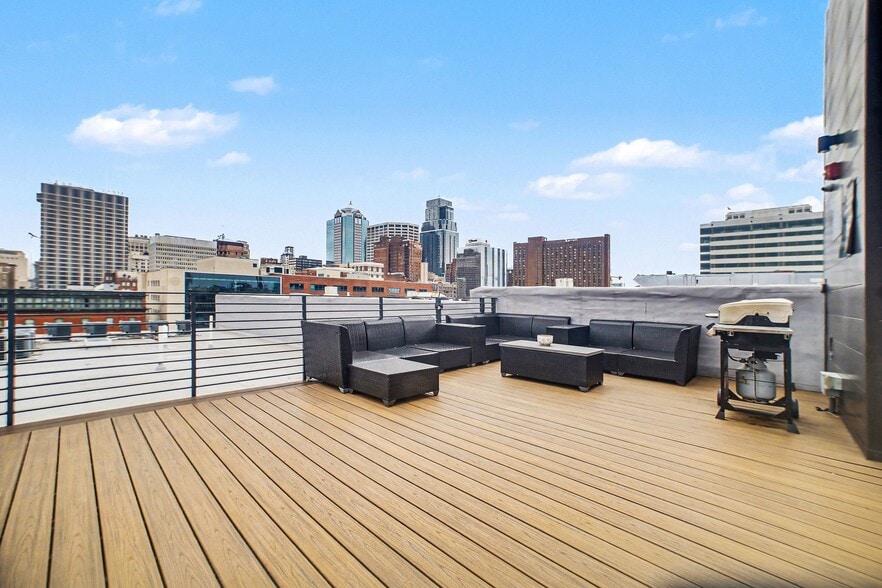 More Photos Of 905 Broadway Blvd, Kansas City Apartments For Sale