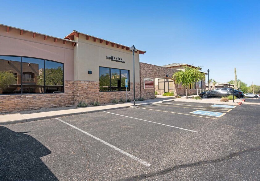 More Photos Of 10037 E Dynamite Blvd, Scottsdale Office For Sale