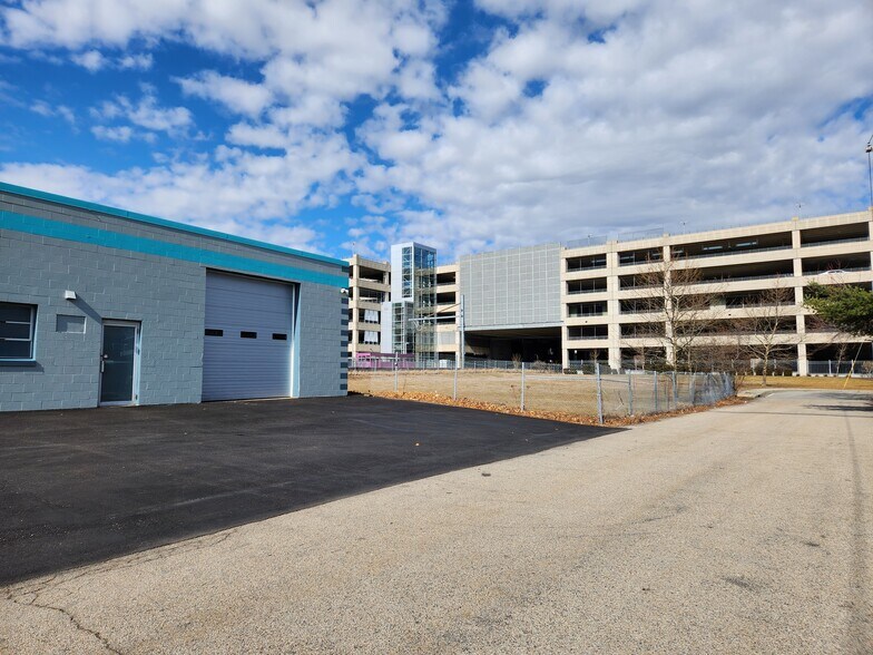 Primary Photo Of 103 Glenham Ave, Warwick Warehouse For Sale