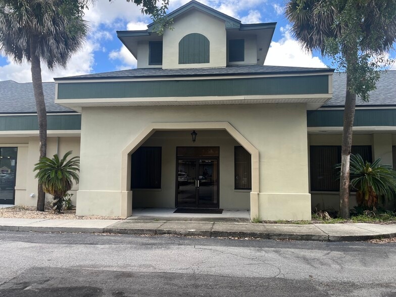 Primary Photo Of 859 Park Ave, Orange Park Medical For Sale