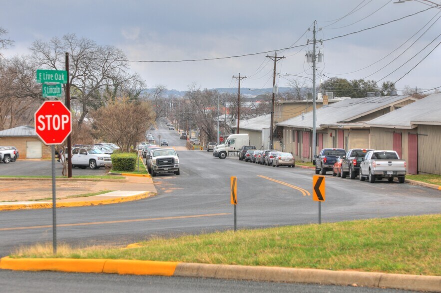 More Photos Of 432 S Lincoln St, Fredericksburg Land For Sale