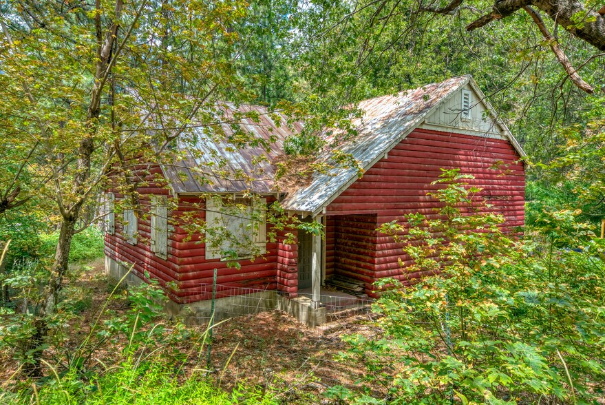 More Photos Of 14785 Belden Town rd, Belden Hotel For Sale