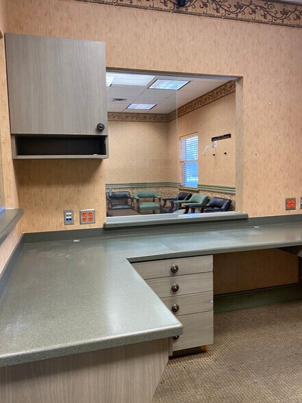 More Photos Of 8489-8491 SE 165th Mulberry Ln, The Villages Medical For Lease