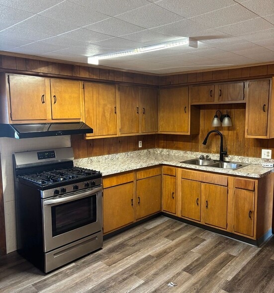 More Photos Of 3637 Walden Ave, Lancaster Storefront Retail Residential For Sale