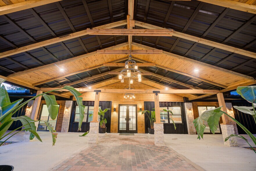 More Photos Of 19323 Belleau Wood Dr, Humble Flex For Sale