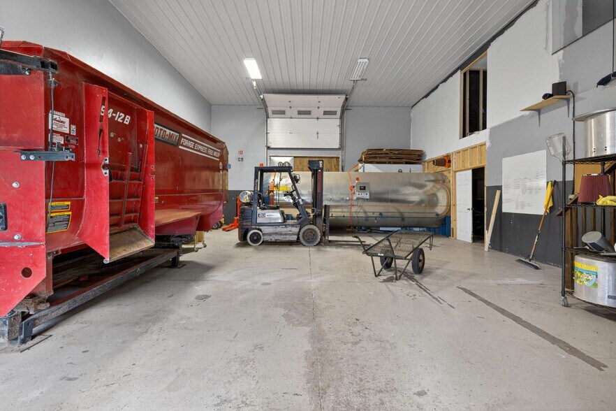 More Photos Of 8 State Route 31, Jordan Storefront Retail Office For Sale