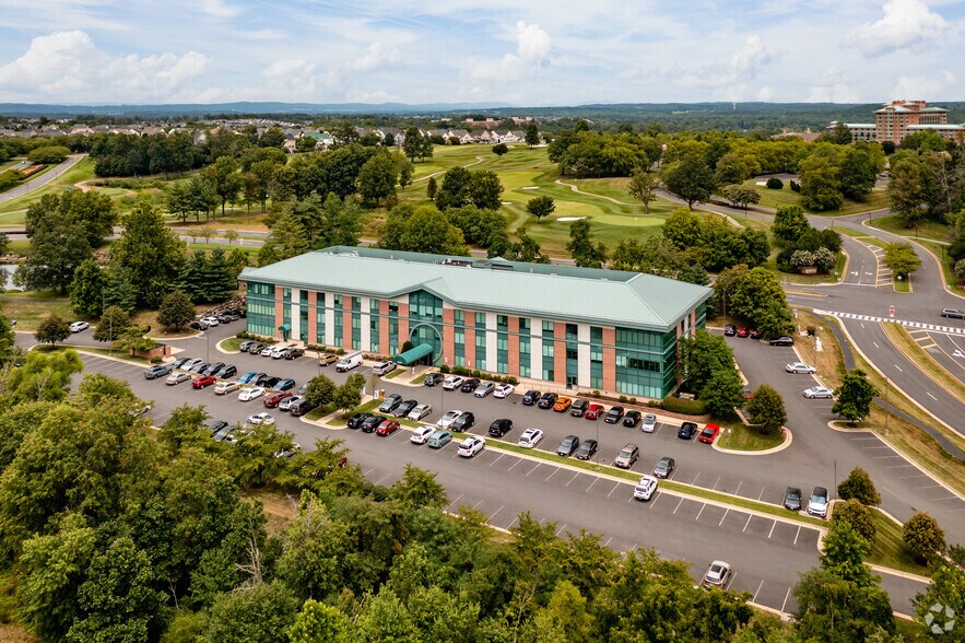 More Photos Of 19415 Deerfield Ave, Lansdowne Medical For Lease