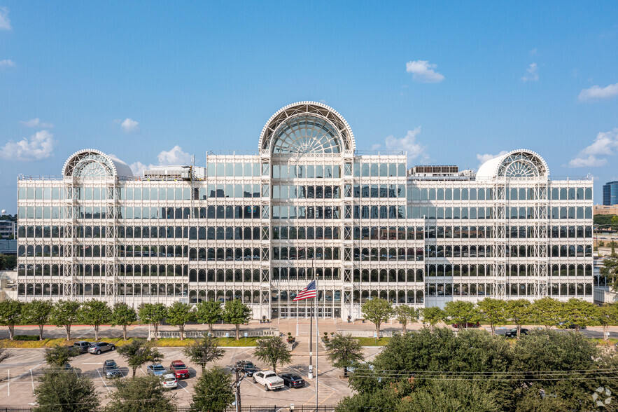 Primary Photo Of 1950 N Stemmons Fwy, Dallas Telecom Hotel Data Hosting For Lease