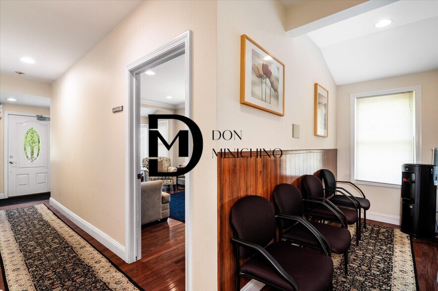 More Photos Of 49 Smith Ave, Mount Kisco Office For Sale
