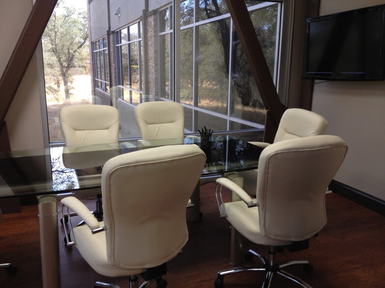 More Photos Of 576 N Sunrise Ave, Roseville Medical For Lease