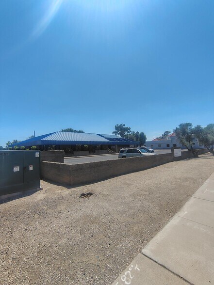 More Photos Of 145 E University Dr, Mesa Office For Lease