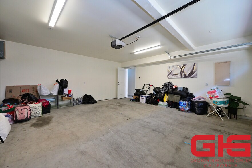 More Photos Of 4704 Florence Ave, Bell Apartments For Sale