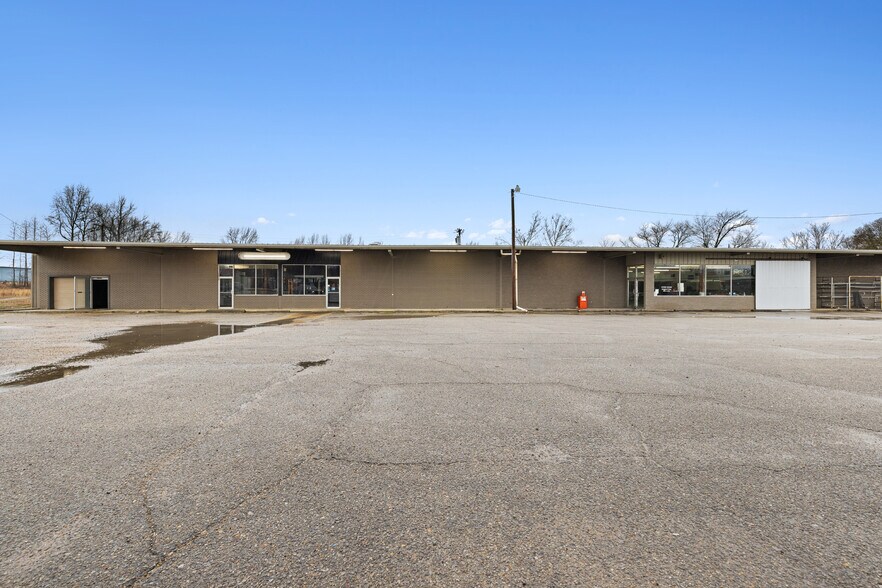 More Photos Of 6598 OK-98 Highway, Wright City Flex For Sale