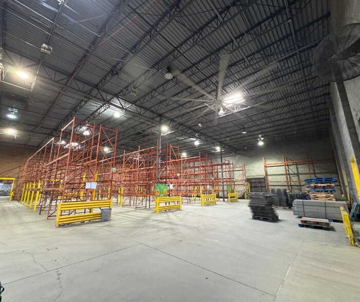 More Photos Of 4820 N Church Ln SE, Atlanta Warehouse For Lease