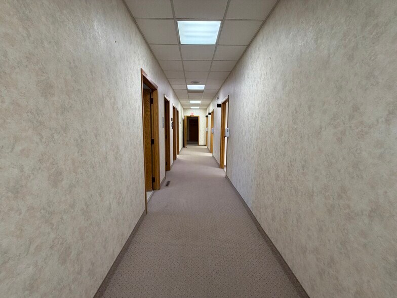More Photos Of 620 N Alpha St, Grand Island Medical For Sale