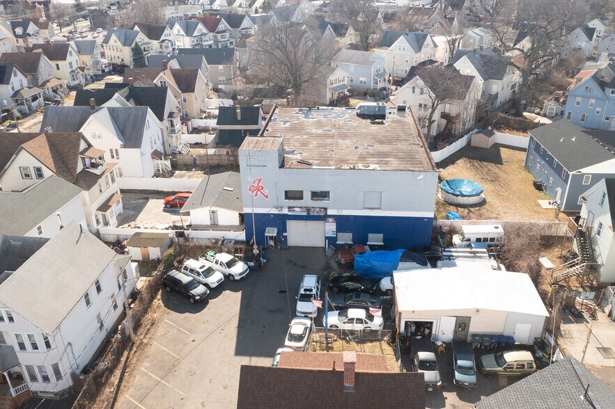 More Photos Of 105 Wood Ave, Bridgeport Light Manufacturing For Sale