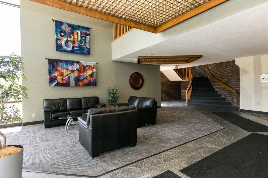 More Photos Of 7525 Mitchell Rd, Eden Prairie Loft Creative Space For Sale