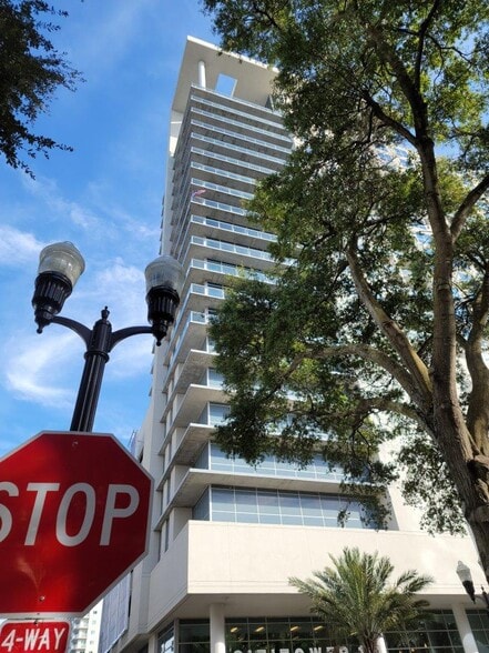 More Photos Of 350 E Pine St, Orlando Coworking Space