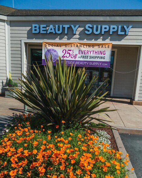 More Photos Of 3555 Clares St, Capitola Unknown For Lease