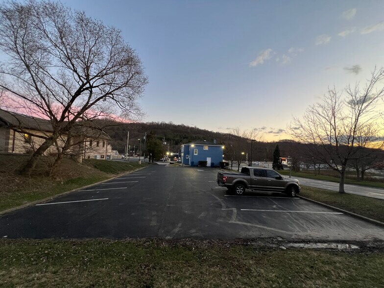 More Photos Of 4212 Old William Penn Hwy, Murrysville Medical For Sale