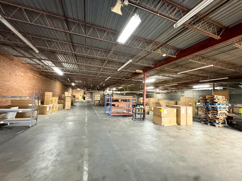 More Photos Of 120 11th St NW, Hickory Warehouse For Sale