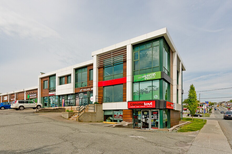 More Photos Of 747-805 Rue King E, Sherbrooke Office For Lease