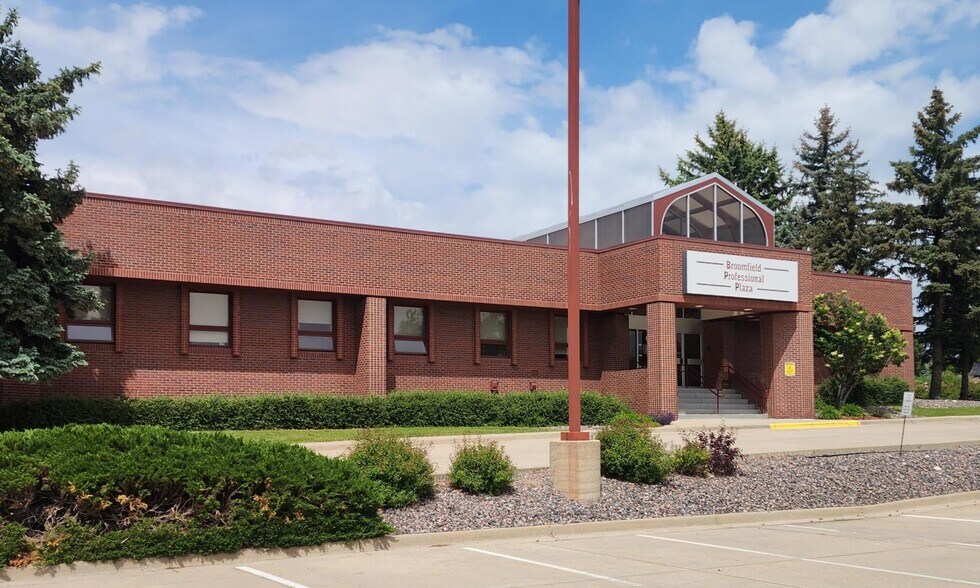 More Photos Of 899 US Hwy 287, Broomfield Medical For Sale