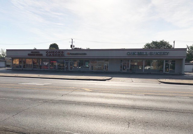 More Photos Of 5733-5747 S Harlem Ave, Chicago Freestanding For Lease