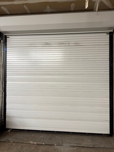 More Photos Of 15 Dixie Hwy, Saint Augustine Warehouse For Sale