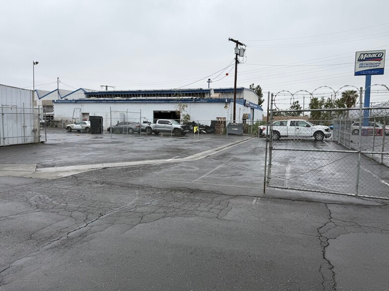 More Photos Of 5925 Payton Ave, Riverside Warehouse For Lease