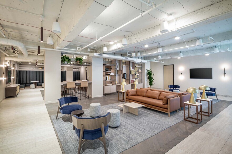 More Photos Of 1700 Broadway, Denver Office For Lease