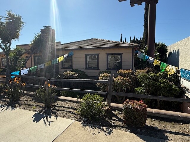 More Photos Of 1964 W Foothill Blvd, Upland Restaurant For Sale