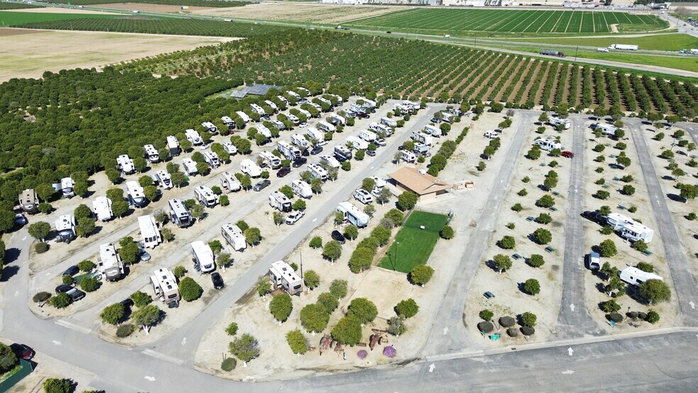 More Photos Of 1452 S Edison Rd, Bakersfield Trailer Camper Park For Sale