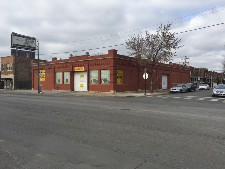 Primary Photo Of 2900 W Chicago Ave, Chicago Warehouse For Sale