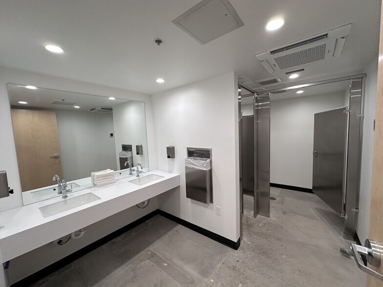 More Photos Of 5-11 N Cheyenne Ave, Tulsa Loft Creative Space For Lease