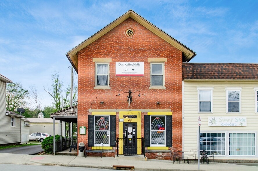 Primary Photo Of 45 E Columbus St, Lithopolis Restaurant For Sale